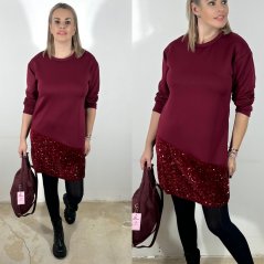 Burgundy červené šaty z máslového materiálu zdobené flitry GLITZ
