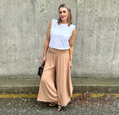 Světle hnědá kalhotová sukně SUPRENA
