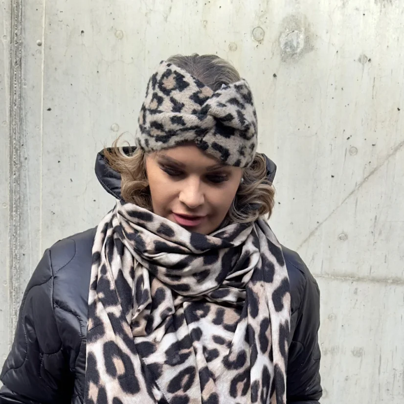 Béžová teplá pletená čelenka LEOPARD