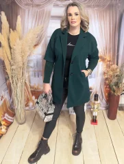 Smaragdově zelený kabát s pletenými náplety LEAVES