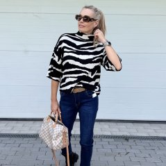 Černý trendy svetr s krémovým vzorem  RIBS