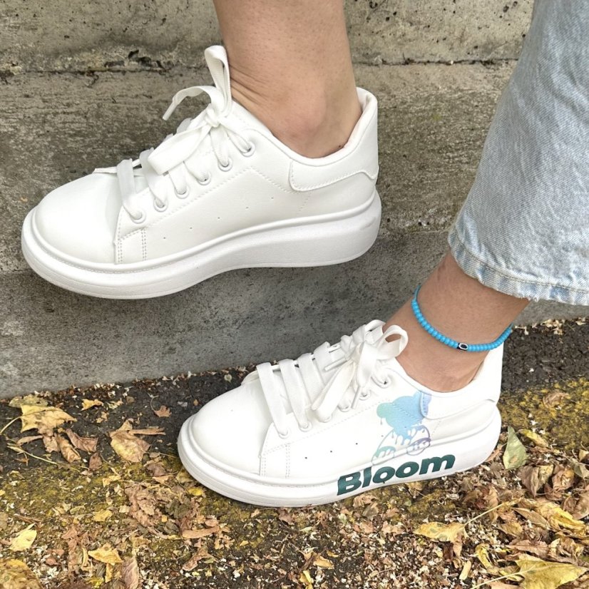 Bílé tenisky na vyšší podrážce BLOOM