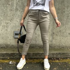 Mokka hnědé elastické mačkané kalhoty zdobené knoflíky BOTTOM