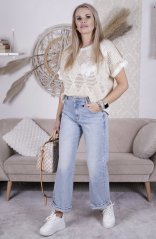 Světle béžový svetřík s květy BLOOSOM