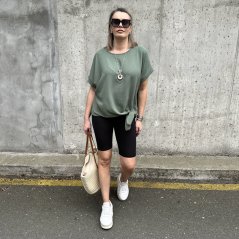 Khaki halenka s uzlíkem a náhrdelníkem PRESENC