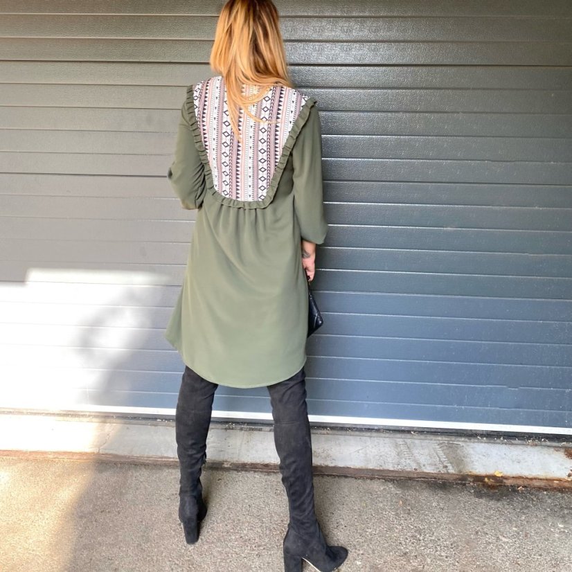 Khaki boho šaty se vzorovanou vsadkou CHARRONE