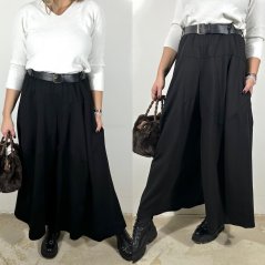 Černá kalhotová sukně s páskem MAELLA