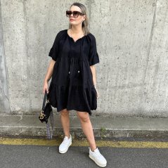 Černé boho šaty s vyšívanými květy FRILANA