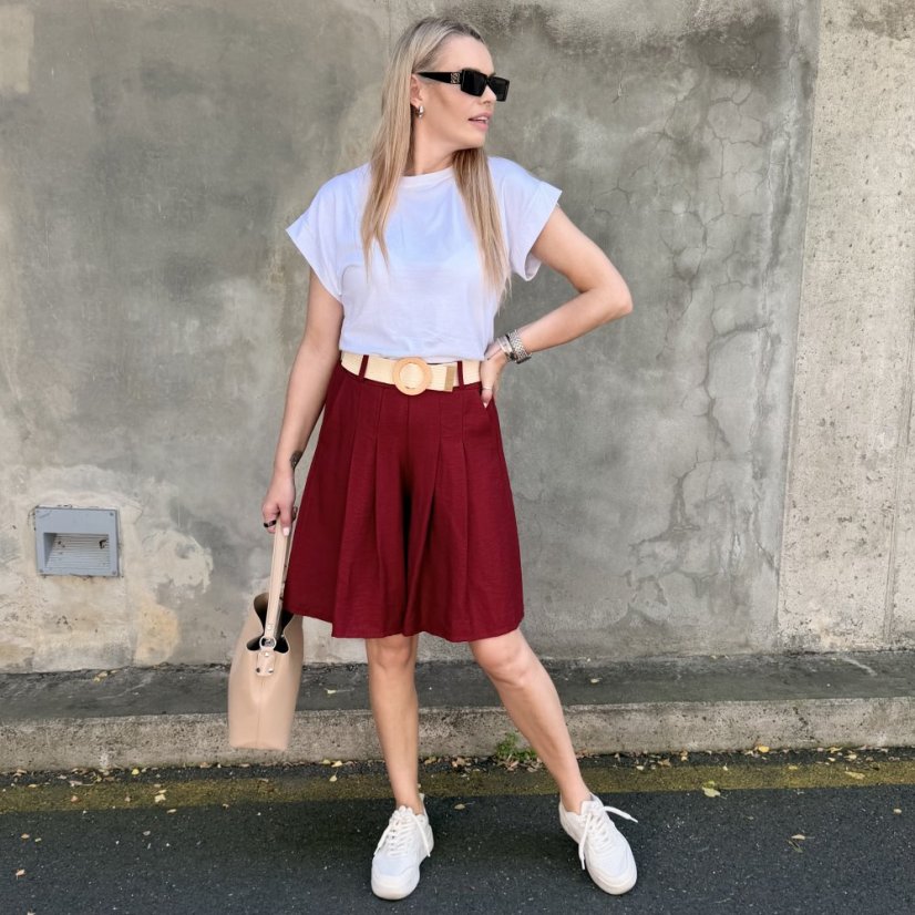 Burgundy červené stylové bermudy se sklady a elastickým páskem SANDY