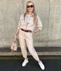 Světle béžová souprava kalhoty a bunda SAFARI