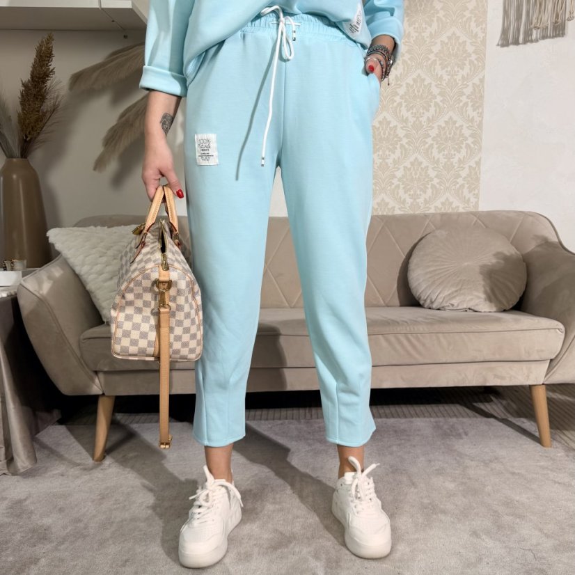 Světle modrá fashion souprava z máslového materiálu PAMMY