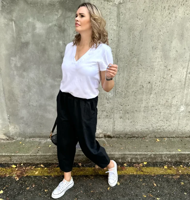 Černé trendy kalhoty KRISTIN