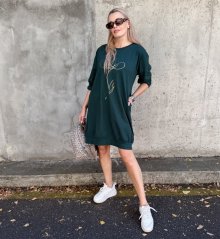 Smaragdově zelené bavlněné šaty s decentním potiskem DAHLIA