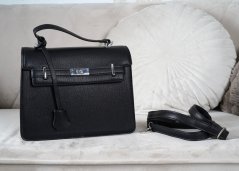 Černá trendy kabelka TURIO