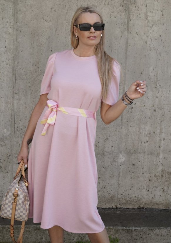 Světle růžové midi šaty z máslového materiálu s páskem PURE LINE