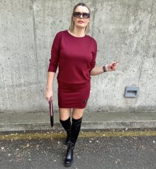 Burgundy červené šaty s lemem LUXURY