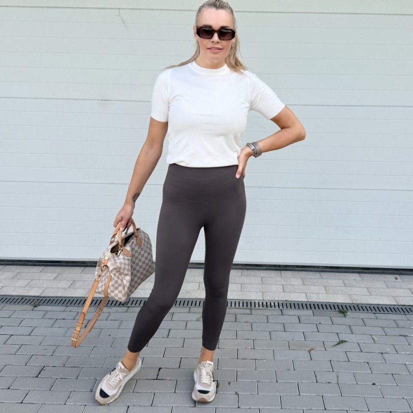 Tmavě šedé push - up dlouhé leginy BOOST