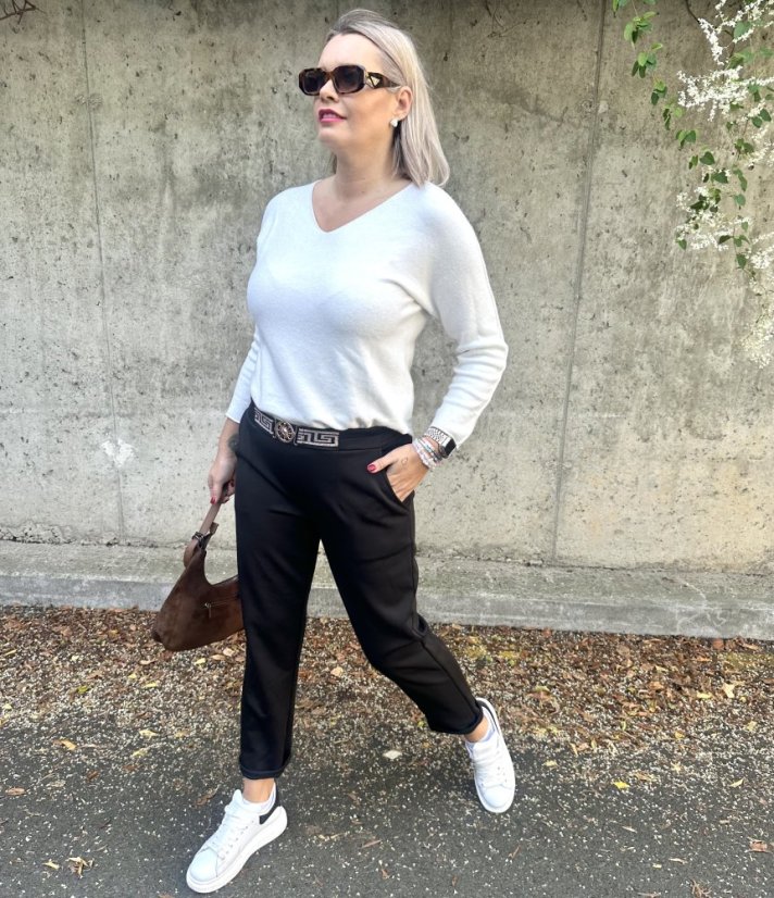 Černé kalhoty z máslového materiálu VERSON