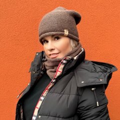 Čokoládově hnědá souprava čepice a nákrčník LINE