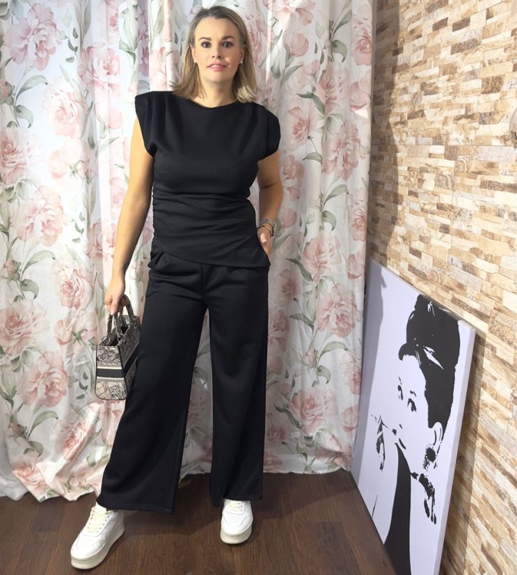 Černá elegantní souprava VEROSE