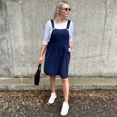 Tmavě modrá šatovka z cordového materiálu CORDY