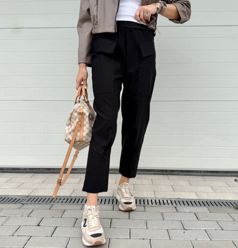 Černé elastické trendy kalhoty LUX ALORA