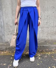 Královsky modré trendy kalhoty s překladem ELYSIA