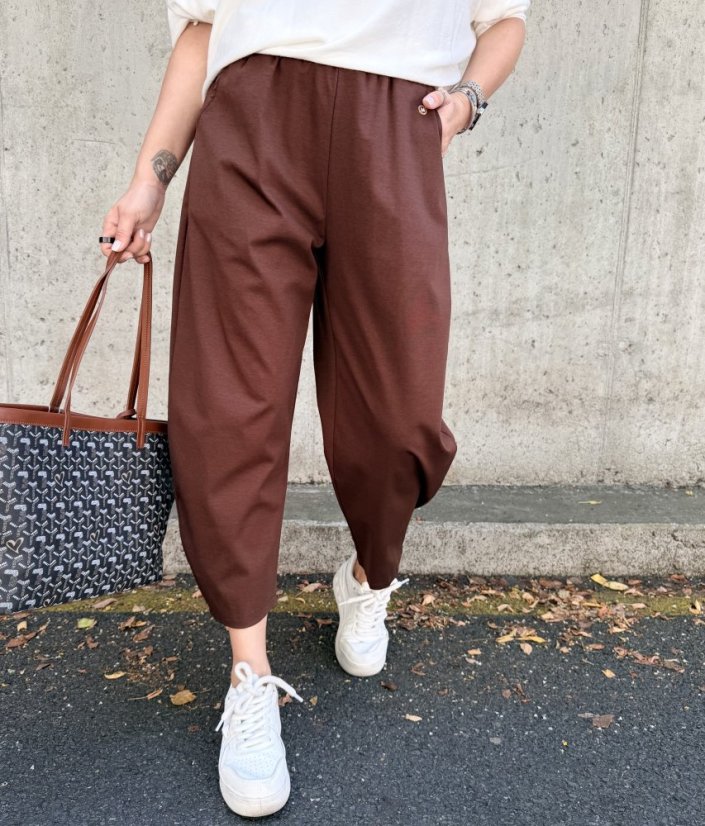 Čokoládově hnědé trendy barrelové kalhoty METFISS
