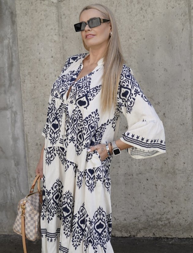 Krémové dlouhé boho šaty  s modrým vzorem INDIE ORNAMENT