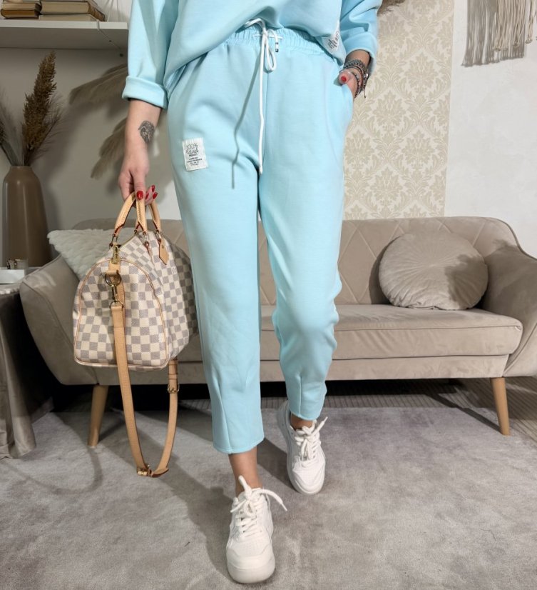 Světle modrá fashion souprava z máslového materiálu PAMMY