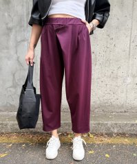 Burgundy červené stylové kalhoty s překladem LUX LYRA