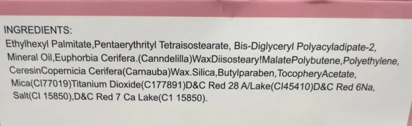 Pigmentový balzám na rty AIYISHA