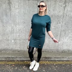 Smaragdově zelené šaty s lemem LUXURY