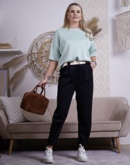 Černé kalhoty z máslového materiálu s béžovým páskem ELSA