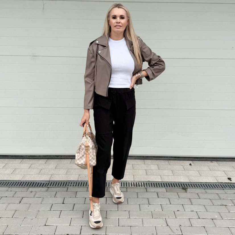 Černé elastické trendy kalhoty LUX ALORA