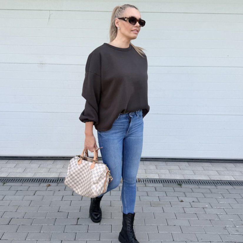 Čokoládově hnědá prémiová mikina s béžovým nápisem DOG MOM