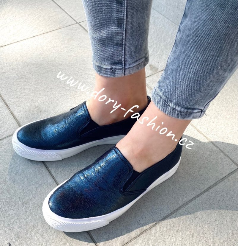 Tmavě modré nazouvací  tenisky SLIP ON NAVY