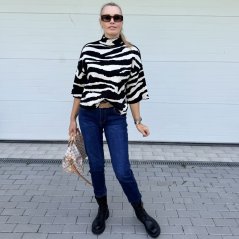 Černý trendy svetr s krémovým vzorem  RIBS