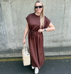 Čokoládově hnědé dlouhé basic maxi šaty s pleteným páskem SOLEA