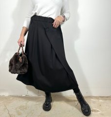 Černá dlouhá sukně MOON FLOW