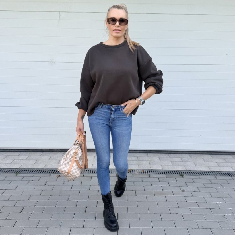 Čokoládově hnědá prémiová mikina s béžovým nápisem DOG MOM