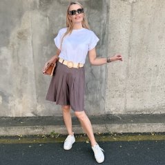Mokka hnědé stylové bermudy se sklady a elastickým páskem SANDY