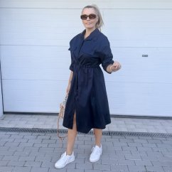 Tmavě modré dlouhé košilové šaty se stažením v pase VILLE