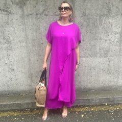 Magentově fialová elegantní souprava asymetrická halena a široké kalhoty AFRODITE