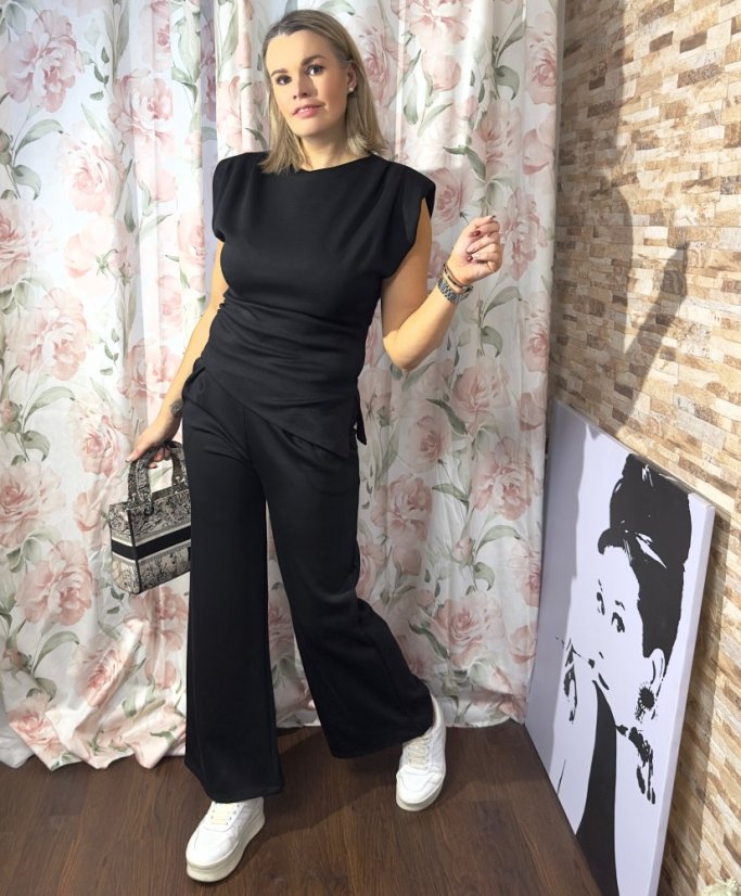 Černá elegantní souprava VEROSE