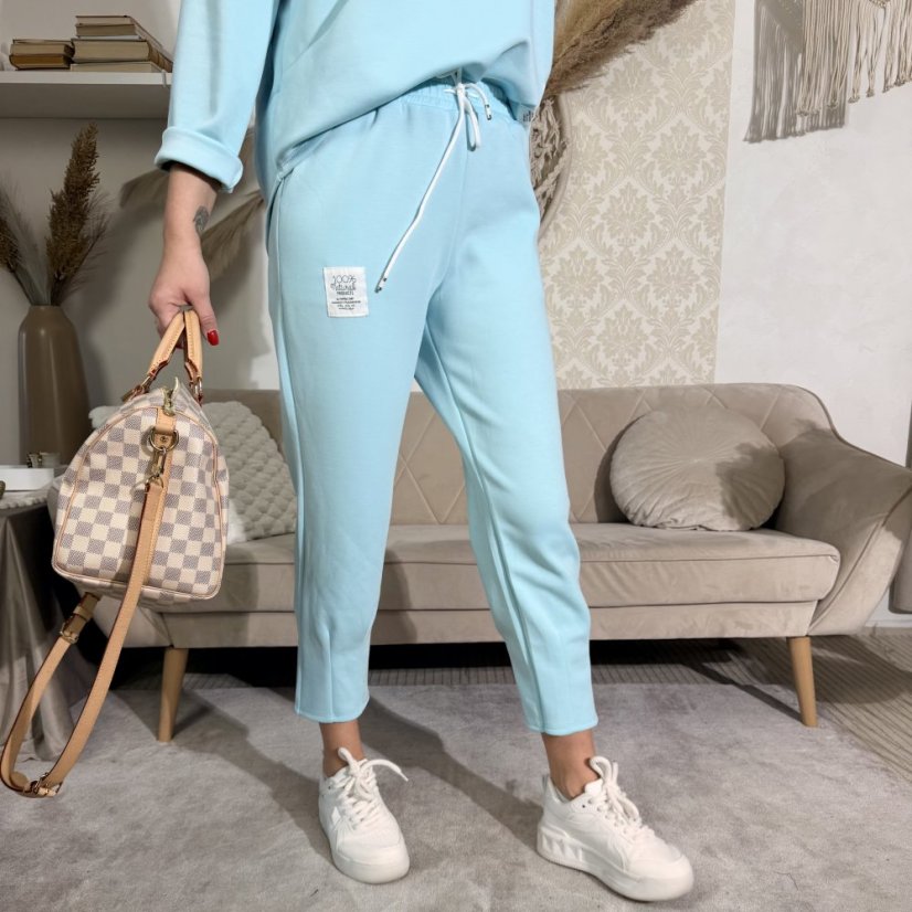 Světle modrá fashion souprava z máslového materiálu PAMMY