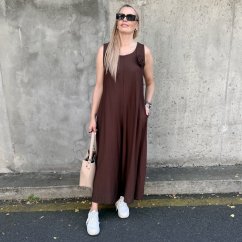 Čokoládově hnědý vzdušný overal s broží BELLE ROSE