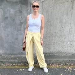 Světle žluté trendy kalhoty s překladem ELYSIA