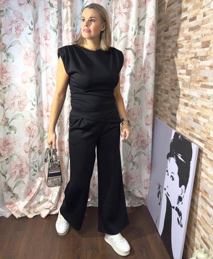 Černá elegantní souprava VEROSE