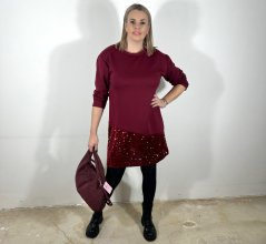 Burgundy červené šaty z máslového materiálu zdobené flitry GLITZ